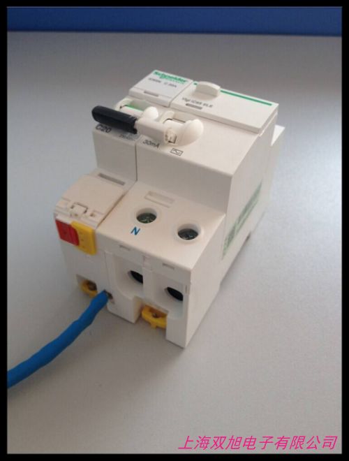 家用漏电保护器光伏断路器自动重合闸自复式过欠压防雷限流开关