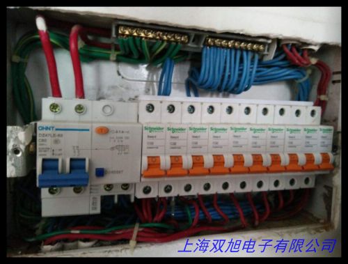 小型断路器空开漏电保护器电闸家用总开DZ47-63A保护空气开关